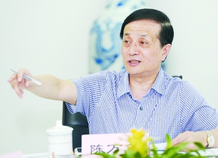 ȫ���˴�������������볣ί��ԭ�����f(xi��)����ϯ��f־